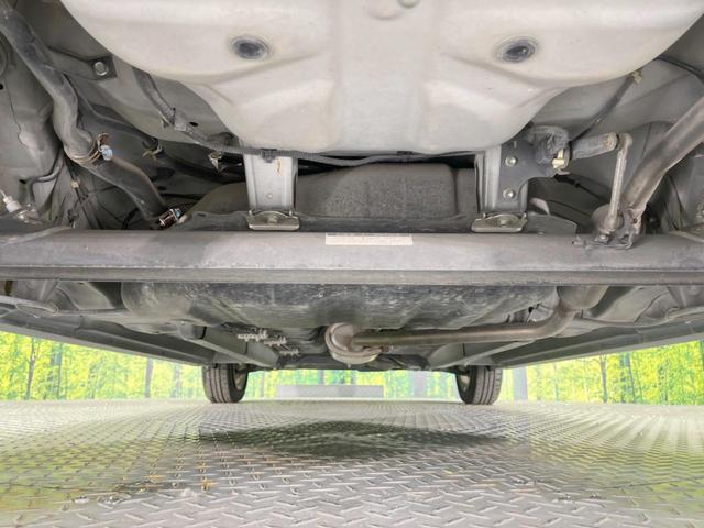 ムーヴ カスタム　Ｘリミテッド　純正ナビ　バックカメラ　禁煙車　スマートキー　ＨＩＤヘッドライト　オートエアコン　純正１４インチアルミ　ＣＤ　地デジ　プライバシーガラス　ドアバイザー　盗難防止システム（19枚目）