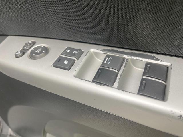 Ｎ－ＢＯＸカスタム Ｇ　ターボＳＳブラックスタイルパッケージ　両側電動ドア　ＳＤナビ　バックカメラ　衝突被害軽減システム　禁煙車　スマートキー　ＨＩＤヘッド　ビルトインＥＴＣ　クルコン　オートライト　オートエアコン　純正１５インチアルミ（42枚目）