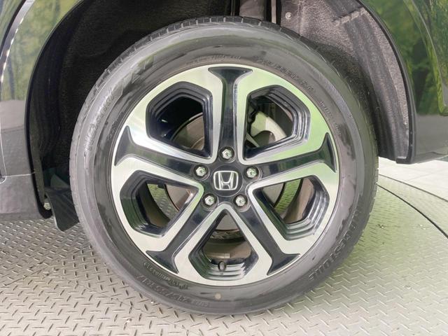 ヴェゼル ハイブリッドＺ・ホンダセンシング　純正ナビ　バックカメラ　衝突軽減装置　レーダークルーズ　禁煙車　ドラレコ　スマートキー　ＬＥＤヘッド　ビルトインＥＴＣ　オートライト　デュアルエアコン　純正１７インチアルミ　Ｂｌｕｅｔｏｏｔｈ　ＣＤ（25枚目）