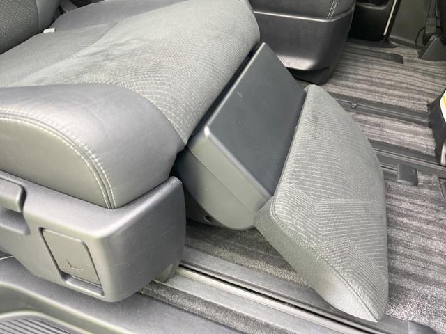 エスティマ アエラス プレミアムエディション 両側電動ドア 純正8型ナビ 後席モニター バックカメラ 禁煙車 パワーシート ドラレコ スマートキー HIDヘッド ETC クルコン オートライト デュアルエアコン 純正18インチアルミ(39枚目)