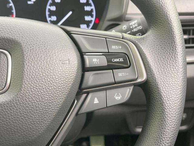 ＷＲ－Ｖ Ｘ　登録済未使用車　純正８型ナビ　バックカメラ　衝突軽減　レーダークルーズ　コーナーセンサー　スマートキー　ＬＥＤヘッド　オートハイビーム　オートライト　オートエアコン　Ｂｌｕｅｔｏｏｔｈ　フルセグ（5枚目）