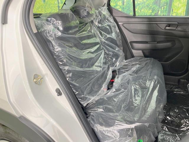 ＷＲ－Ｖ Ｘ　登録済未使用車　純正８型ナビ　バックカメラ　衝突軽減　レーダークルーズ　コーナーセンサー　スマートキー　ＬＥＤヘッド　オートハイビーム　オートライト　オートエアコン　Ｂｌｕｅｔｏｏｔｈ　フルセグ（9枚目）