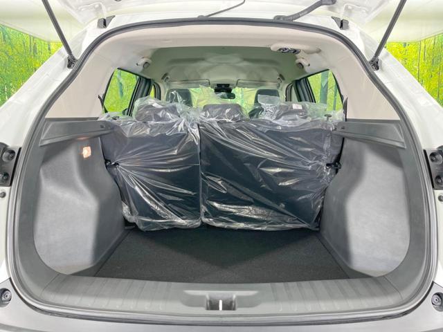 ＷＲ－Ｖ Ｘ　登録済未使用車　純正８型ナビ　バックカメラ　衝突軽減　レーダークルーズ　コーナーセンサー　スマートキー　ＬＥＤヘッド　オートハイビーム　オートライト　オートエアコン　Ｂｌｕｅｔｏｏｔｈ　フルセグ（10枚目）
