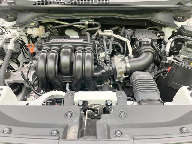 ＷＲ－Ｖ Ｘ　登録済未使用車　純正８型ナビ　バックカメラ　衝突軽減　レーダークルーズ　コーナーセンサー　スマートキー　ＬＥＤヘッド　オートハイビーム　オートライト　オートエアコン　Ｂｌｕｅｔｏｏｔｈ　フルセグ（18枚目）