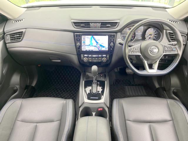 エクストレイル オーテック ハイブリッド iパッケージ ガラスルーフ 全周囲カメラ 衝突被害軽減システム レーダークルーズ 禁煙車 電動リアゲート ドラレコ コーナーセンサー スマートキー LEDヘッド ルーフレール ビルトインETC オートライト(2枚目)