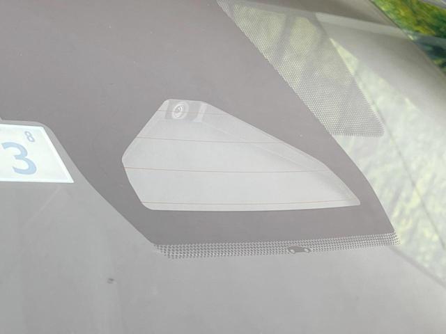 プリウス Z 純正12型ナビ 全周囲カメラ 衝突軽減 レーダークルーズ BSM 禁煙車 電動リアゲート  前席シートエアコン パワーシート ドラレコ コーナーセンサー スマートキー LEDヘッド ETC2.0(5枚目)