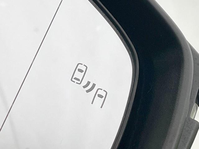 プリウス Z 純正12型ナビ 全周囲カメラ 衝突軽減 レーダークルーズ BSM 禁煙車 電動リアゲート  前席シートエアコン パワーシート ドラレコ コーナーセンサー スマートキー LEDヘッド ETC2.0(7枚目)