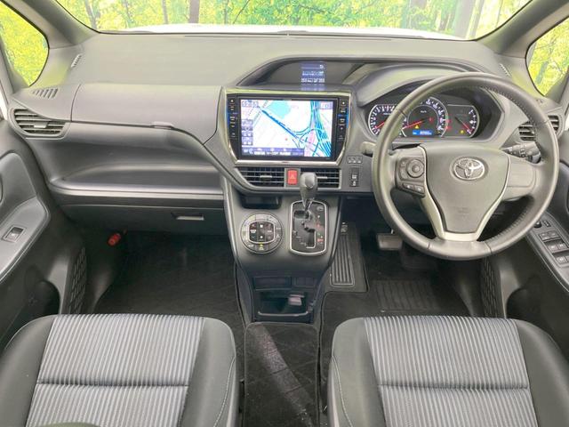 ヴォクシー ZS 両側電動ドア ALPINE10型ナビ バックカメラ 禁煙車 ドラレコ スマートキー LEDヘッド ビルトインETC オートライト 18インチアルミ Bluetooth CD DVD再生(2枚目)