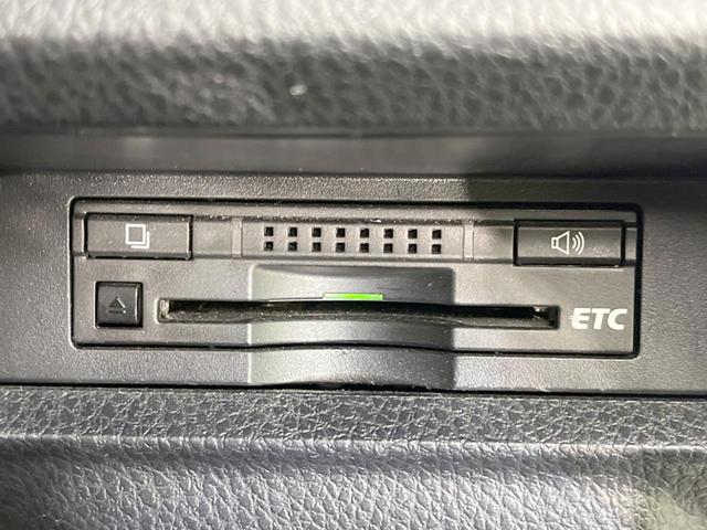 ヴォクシー ZS 両側電動ドア ALPINE10型ナビ バックカメラ 禁煙車 ドラレコ スマートキー LEDヘッド ビルトインETC オートライト 18インチアルミ Bluetooth CD DVD再生(6枚目)