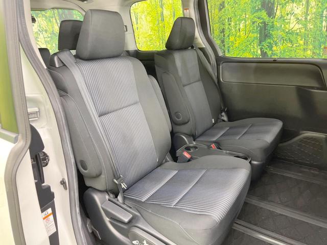 ヴォクシー ZS 両側電動ドア ALPINE10型ナビ バックカメラ 禁煙車 ドラレコ スマートキー LEDヘッド ビルトインETC オートライト 18インチアルミ Bluetooth CD DVD再生(9枚目)