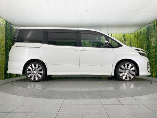 ヴォクシー ZS 両側電動ドア ALPINE10型ナビ バックカメラ 禁煙車 ドラレコ スマートキー LEDヘッド ビルトインETC オートライト 18インチアルミ Bluetooth CD DVD再生(32枚目)