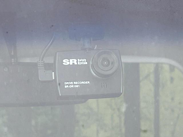 N-BOX G SSパッケージ 両側電動ドア 純正SDナビ バックカメラ 禁煙車 ドラレコ スマートキー HIDヘッド ビルトインETC オートライト オートエアコン Bluetooth CD DVD再生 フルセグ(28枚目)