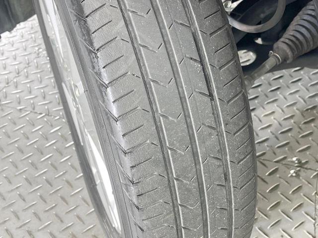 タフト G ガラスルーフ 衝突被害軽減システム 禁煙車 スマートキー LEDヘッド ルーフレール オートハイビーム オートライト オートエアコン 純正15インチアルミ LEDフォグ(24枚目)