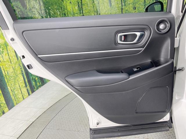 ヴェゼル e:HEV Z メーカー9型ナビ 全周囲カメラ 衝突軽減装置 レーダークルーズ 禁煙車 電動リアゲート ハーフレザーシート ドラレコ コーナーセンサー スマートキー LEDヘッド ETC2.0 オートハイビーム(42枚目)