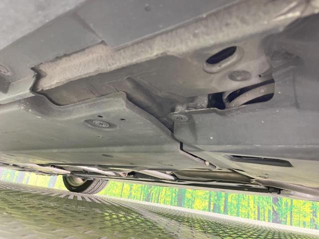 プリウス Sツーリングセレクション 純正9型ナビ 衝突軽減 禁煙車 スマートキー LEDヘッド ビルトインETC オートハイビーム オートライト オートエアコン シートヒーター 純正17インチアルミ Bluetooth CD DVD再生(21枚目)