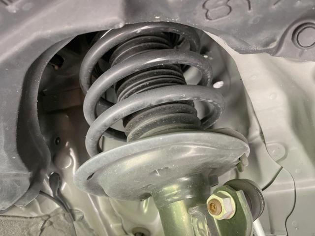 シエンタ G セーフティーエディション 両側電動ドア 純正9型ナビ 全周囲カメラ 衝突被害軽減システム 禁煙車 コーナーセンサー スマートキー LEDヘッド ビルトインETC オートライト オートエアコン Bluetooth再生(21枚目)