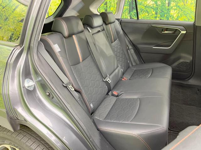 RAV4 アドベンチャー 4WD 純正ナビ バックカメラ 衝突軽減システム レーダークルーズ BSM 禁煙車 パワーシート ドラレコ スマートキー LEDヘッド ルーフレール ビルトインETC オートハイビーム オートライト(9枚目)