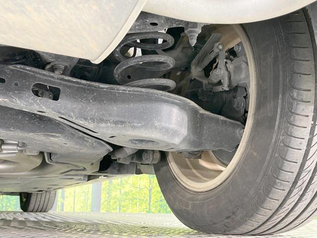 プリウス Ｓ　純正ナビ　バックカメラ　衝突被害軽減システム　レーダークルーズ　禁煙車　スマートキー　ＬＥＤヘッド　ビルトインＥＴＣ　オートハイビーム　オートライト　オートエアコン　純正１５インチアルミ（20枚目）