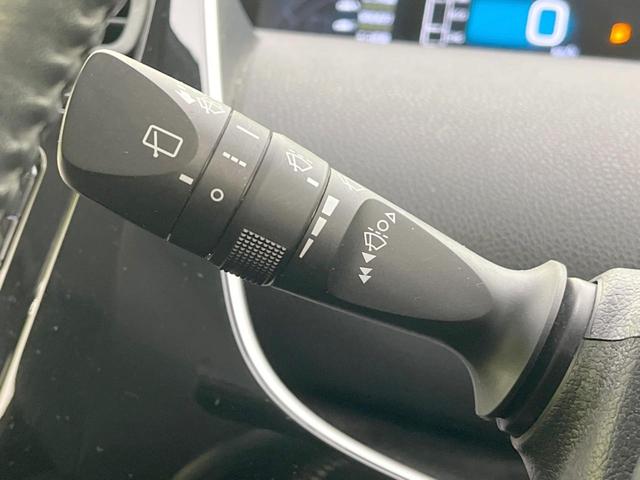 プリウス Ｓ　純正ナビ　バックカメラ　衝突被害軽減システム　レーダークルーズ　禁煙車　スマートキー　ＬＥＤヘッド　ビルトインＥＴＣ　オートハイビーム　オートライト　オートエアコン　純正１５インチアルミ（47枚目）