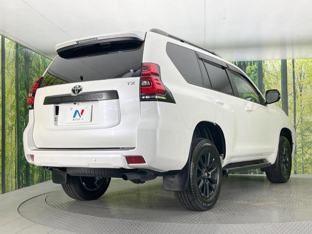 ランドクルーザープラド TX Lパッケージ マットブラックエディション 7人乗り サンルーフ メーカー9型ナビ 全周囲カメラ 衝突被害軽減システム レーダークルーズ 禁煙車 レザーシート BSM 前席シートエアコン スマートキー LEDヘッド ルーフレール ETC2.0(18枚目)