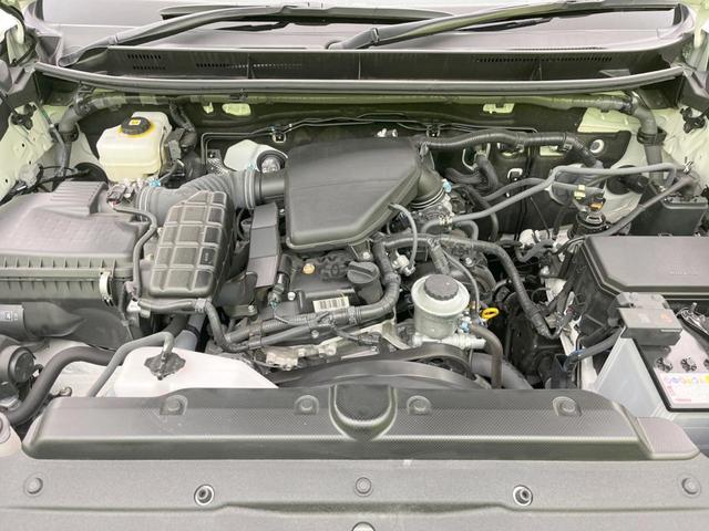 ランドクルーザープラド TX Lパッケージ マットブラックエディション 7人乗り サンルーフ メーカー9型ナビ 全周囲カメラ 衝突被害軽減システム レーダークルーズ 禁煙車 レザーシート BSM 前席シートエアコン スマートキー LEDヘッド ルーフレール ETC2.0(19枚目)