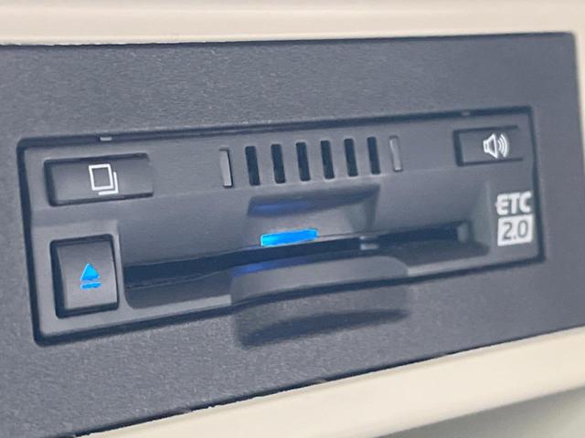 ランドクルーザープラド TX Lパッケージ マットブラックエディション 7人乗り サンルーフ メーカー9型ナビ 全周囲カメラ 衝突被害軽減システム レーダークルーズ 禁煙車 レザーシート BSM 前席シートエアコン スマートキー LEDヘッド ルーフレール ETC2.0(63枚目)