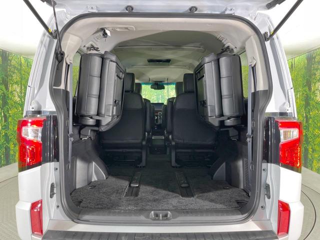 デリカD:5 P 4WD 両側電動ドア 純正SDナビ 後席モニター 全周囲カメラ e-Assist レーダークルーズ 禁煙車 電動リアゲート パワーシート ドラレコ コーナーセンサー スマートキー LEDヘッド(11枚目)