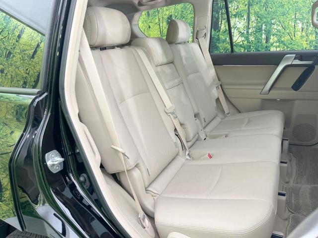 ランドクルーザープラド TX Lパッケージ マットブラックエディション 4WD 全周囲カメラ セーフティセンス レーダークルーズ 禁煙車 レザーシート 前席シートエアコン コーナーセンサー スマートキー LEDヘッド ETC2.0 オートハイビーム 車線逸脱警報(9枚目)