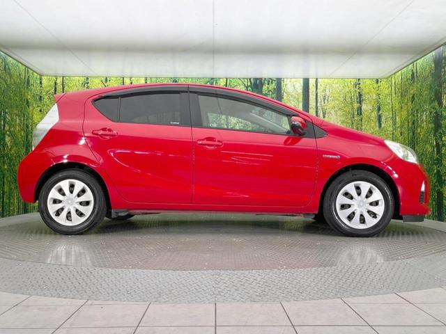 アクア Ｓ　ＳＤナビ　バックカメラ　禁煙車　コーナーセンサー　スマートキー　オートライト　オートエアコン　Ｂｌｕｅｔｏｏｔｈ　ＣＤ　ＤＶＤ再生　地デジ（28枚目）