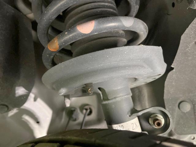 フィット ｅ：ＨＥＶホーム　純正ＳＤナビ　バックカメラ　ホンダセンシング　レーダークルーズ　禁煙車　ドラレコ　コーナーセンサー　スマートキー　ＬＥＤヘッド　ビルトインＥＴＣ　オートハイビーム　車線逸脱警報　オートライト（20枚目）