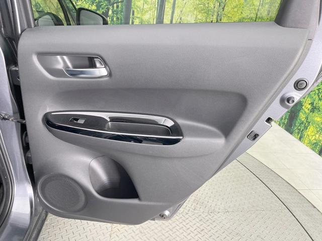 フィット ｅ：ＨＥＶホーム　純正ＳＤナビ　バックカメラ　ホンダセンシング　レーダークルーズ　禁煙車　ドラレコ　コーナーセンサー　スマートキー　ＬＥＤヘッド　ビルトインＥＴＣ　オートハイビーム　車線逸脱警報　オートライト（33枚目）