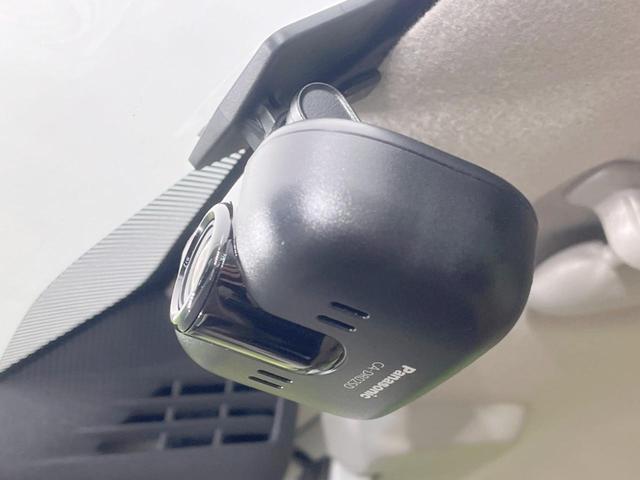 アルトラパン X SDナビ 衝突被害軽減システム 禁煙車 ドラレコ コーナーセンサー スマートキー HIDヘッド オートハイビーム 車線逸脱警報 オートライト オートエアコン Bluetooth CD DVD再生(40枚目)