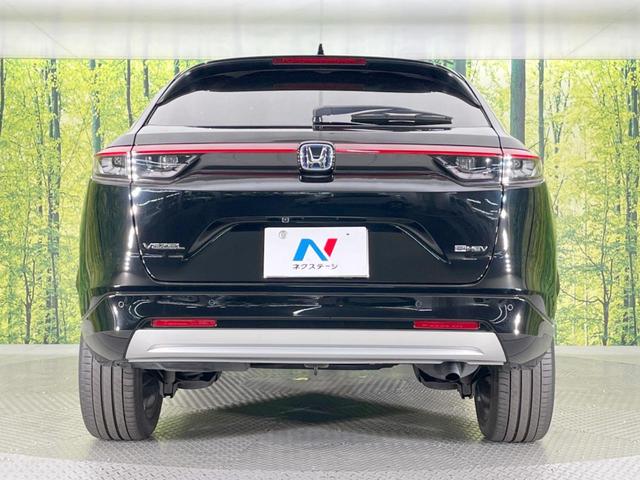 ヴェゼル ｅ：ＨＥＶ　Ｚ　純正ＳＤナビ　バックカメラ　衝突被害軽減システム　レーダークルーズ　禁煙車　電動リアゲート　ハーフレザーシート　コーナーセンサー　スマートキー　ＬＥＤヘッド　ビルトインＥＴＣ　オートハイビーム（15枚目）