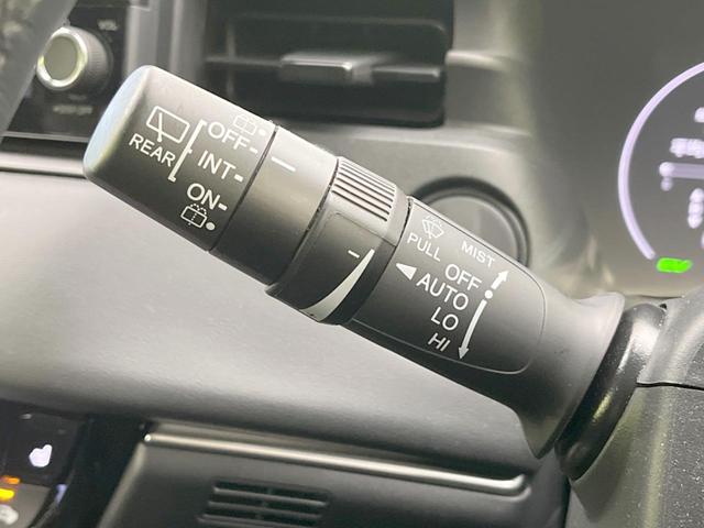 ヴェゼル ｅ：ＨＥＶ　Ｚ　純正ＳＤナビ　バックカメラ　衝突被害軽減システム　レーダークルーズ　禁煙車　電動リアゲート　ハーフレザーシート　コーナーセンサー　スマートキー　ＬＥＤヘッド　ビルトインＥＴＣ　オートハイビーム（28枚目）