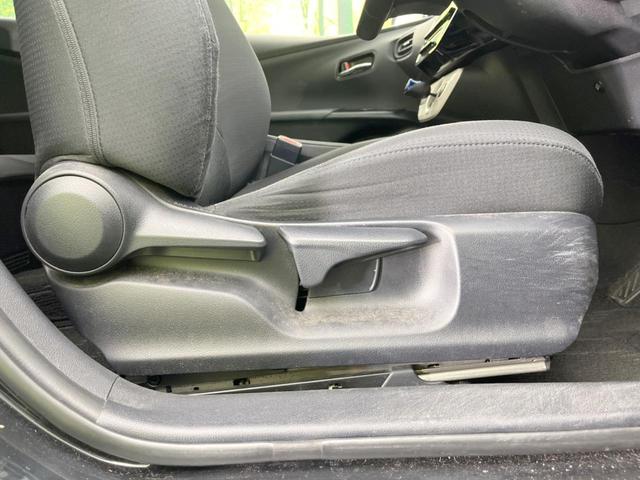 プリウス Sセーフティプラス 純正SDナビ バックカメラ セーフティセンス 禁煙車 ドラレコ コーナーセンサー スマートキー LEDヘッド ETC2.0 クルコン オートハイビーム パークアシスト オートライト(45枚目)