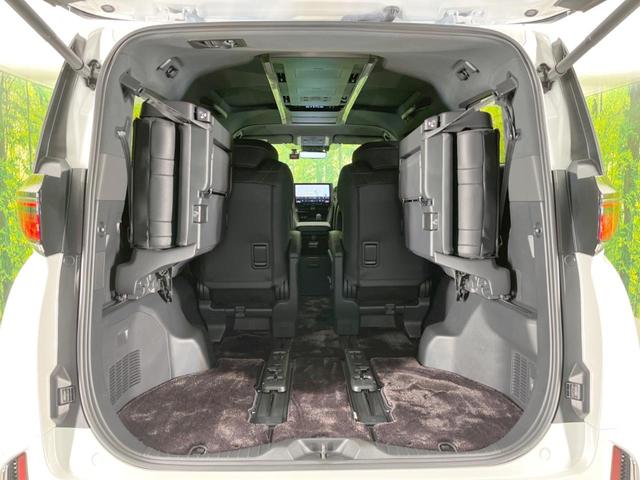 ヴェルファイアハイブリッド Ｚ　プレミア　４ＷＤ　ガラスルーフ　両側電動ドア　後席モニター　全周囲カメラ　セーフティセンス　レーダークルーズ　禁煙車　電動リアゲート　レザーシート　前席シートエアコン　リアシートエアコン（40枚目）