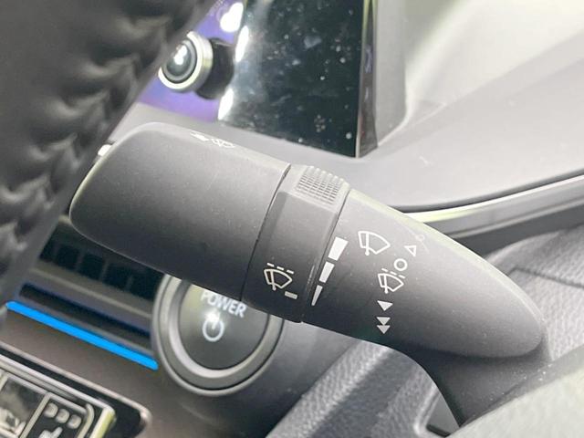 プリウス U 全周囲カメラ 衝突被害軽減システム ディスプレイオーディオ レーダークルーズ 禁煙車 ドラレコ コーナーセンサー スマートキー LEDヘッド ETC オートハイビーム オートエアコン(28枚目)