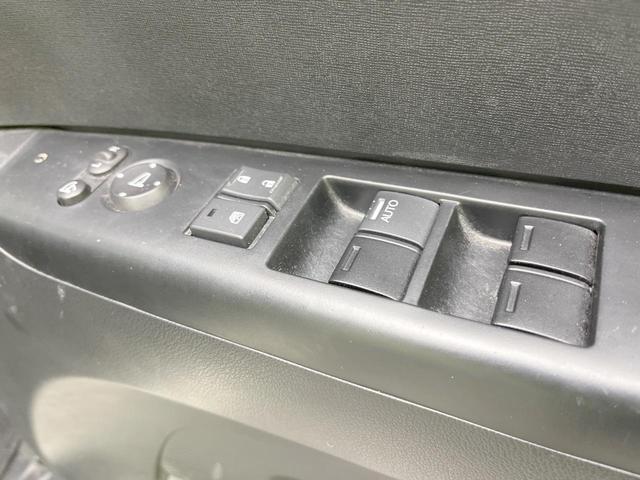 N-BOX G SSパッケージ 両側電動スライドドア 純正SDナビ バックカメラ 衝突被害軽減装置 禁煙車 ドラレコ スマートキー HIDヘッド ビルトインETC オートエアコン Bluetooth CD DVD再生 フルセグ(55枚目)