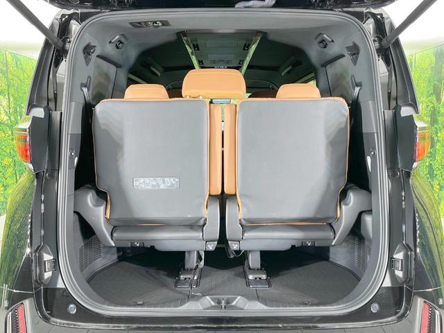 ヴェルファイアハイブリッド Z プレミア ガラスルーフ 両側電動ドア 後席モニター 純正14型ナビ 全周囲カメラ 衝突軽減 デジタルミラー レーダークルーズ 禁煙車 レザーシート シートエアコン リアシートエアコン パワーシート ドラレコ(11枚目)