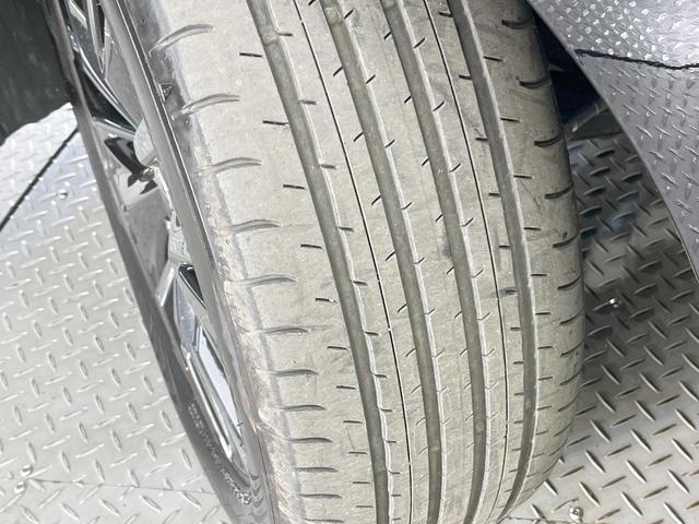 ヴェルファイアハイブリッド Z プレミア ガラスルーフ 両側電動ドア 後席モニター 純正14型ナビ 全周囲カメラ 衝突軽減 デジタルミラー レーダークルーズ 禁煙車 レザーシート シートエアコン リアシートエアコン パワーシート ドラレコ(32枚目)