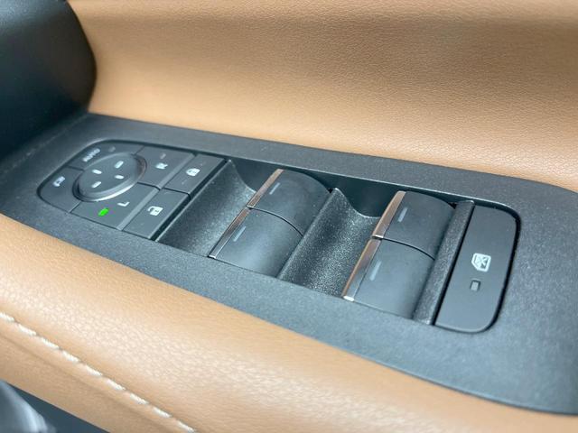 ヴェルファイアハイブリッド Z プレミア ガラスルーフ 両側電動ドア 後席モニター 純正14型ナビ 全周囲カメラ 衝突軽減 デジタルミラー レーダークルーズ 禁煙車 レザーシート シートエアコン リアシートエアコン パワーシート ドラレコ(48枚目)