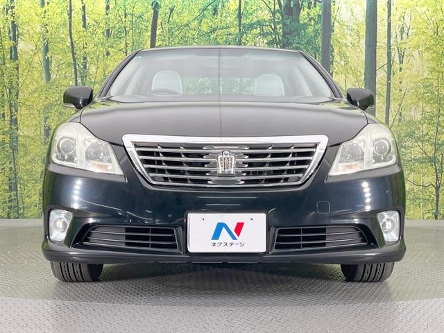 クラウン 2.5ロイヤルサルーン アニバーサリーED 純正ナビ バックカメラ 禁煙車 レザーシート シートクーラー シートヒーター スマートキー HIDヘッドライト ETC クルコン オートライト デュアルエアコン 純正17インチアルミ CD フルセグ(14枚目)