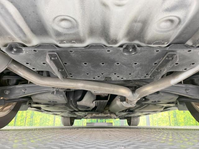 クラウン 2.5ロイヤルサルーン アニバーサリーED 純正ナビ バックカメラ 禁煙車 レザーシート シートクーラー シートヒーター スマートキー HIDヘッドライト ETC クルコン オートライト デュアルエアコン 純正17インチアルミ CD フルセグ(19枚目)