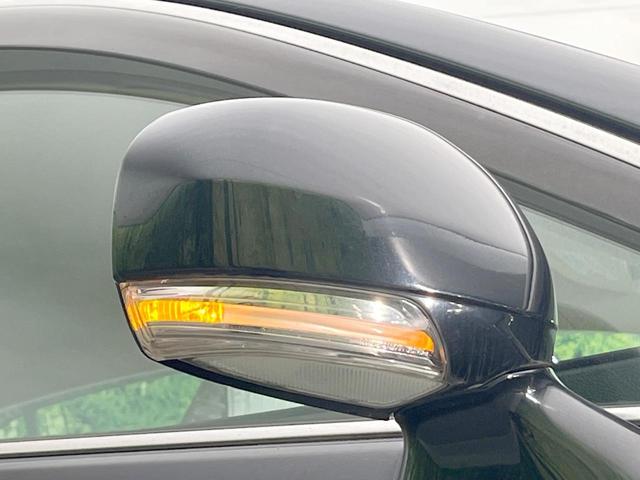 クラウン 2.5ロイヤルサルーン アニバーサリーED 純正ナビ バックカメラ 禁煙車 レザーシート シートクーラー シートヒーター スマートキー HIDヘッドライト ETC クルコン オートライト デュアルエアコン 純正17インチアルミ CD フルセグ(26枚目)