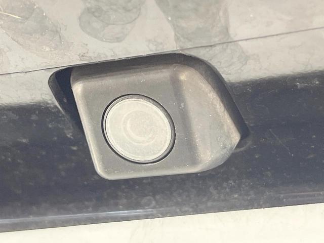 クラウン 2.5ロイヤルサルーン アニバーサリーED 純正ナビ バックカメラ 禁煙車 レザーシート シートクーラー シートヒーター スマートキー HIDヘッドライト ETC クルコン オートライト デュアルエアコン 純正17インチアルミ CD フルセグ(34枚目)