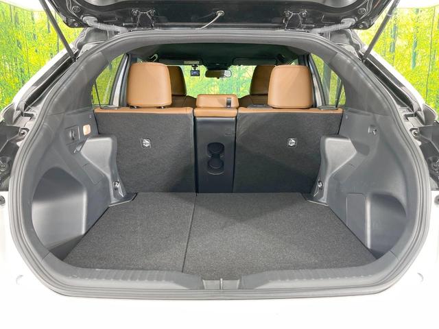 ヤリスクロス Z アドベンチャー 全周囲カメラ セーフティセンス レーダークルーズ 禁煙車 パワーシート ドラレコ コーナーセンサー スマートキー LEDヘッド ルーフレール ETC2.0 オートハイビーム 車線逸脱警報(10枚目)