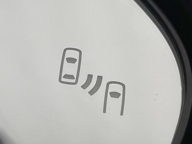 ヤリスクロス Z アドベンチャー 全周囲カメラ セーフティセンス レーダークルーズ 禁煙車 パワーシート ドラレコ コーナーセンサー スマートキー LEDヘッド ルーフレール ETC2.0 オートハイビーム 車線逸脱警報(41枚目)