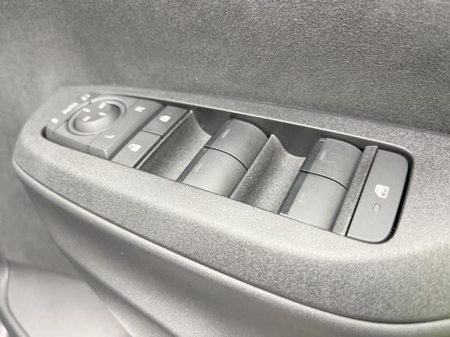 ヤリスクロス Z アドベンチャー 全周囲カメラ セーフティセンス レーダークルーズ 禁煙車 パワーシート ドラレコ コーナーセンサー スマートキー LEDヘッド ルーフレール ETC2.0 オートハイビーム 車線逸脱警報(46枚目)