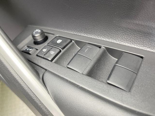 カローラクロス ハイブリッド Z パノラマルーフ 全周囲カメラ 衝突被害軽減システム レーダークルーズ 禁煙車 電動リアゲート ハーフレザーシート パワーシート ドラレコ コーナーセンサー スマートキー LEDヘッド ビルトインETC(47枚目)