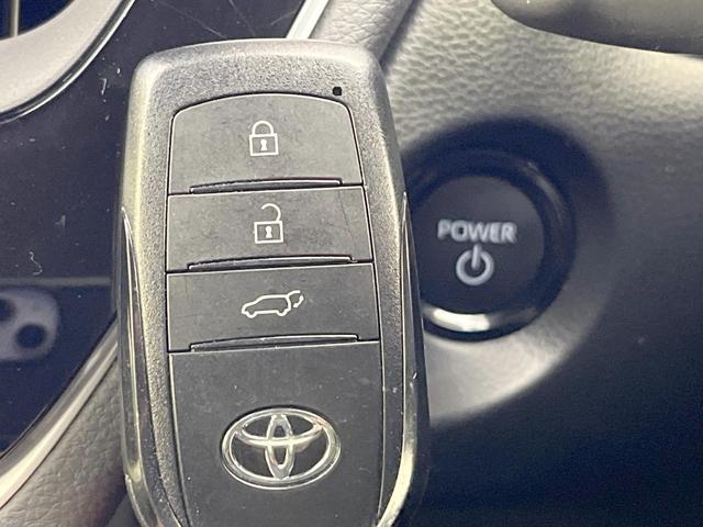 カローラクロス ハイブリッド Z パノラマルーフ 全周囲カメラ 衝突被害軽減システム レーダークルーズ 禁煙車 電動リアゲート ハーフレザーシート パワーシート ドラレコ コーナーセンサー スマートキー LEDヘッド ビルトインETC(50枚目)